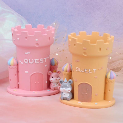 Hamster Castle Pen Holder