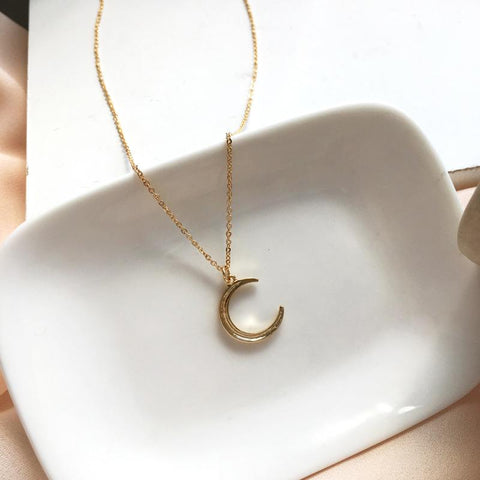 Crescent Shape Clavicle Necklace