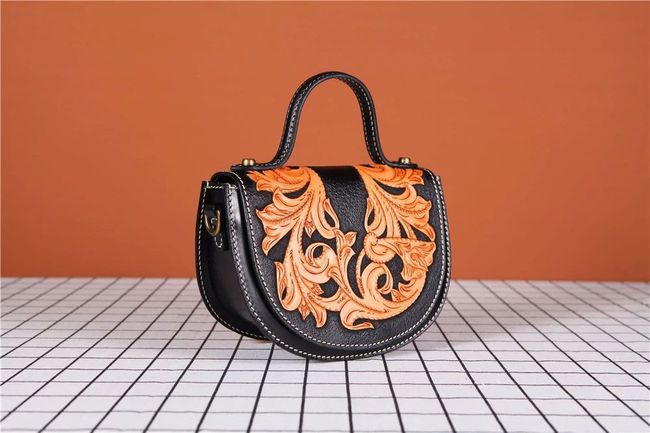 An Expert Guide of Choosing The Best Leather for Handcraft-Popmoca.com