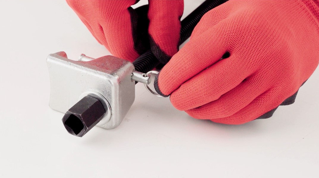 coil spring compressor safety lock