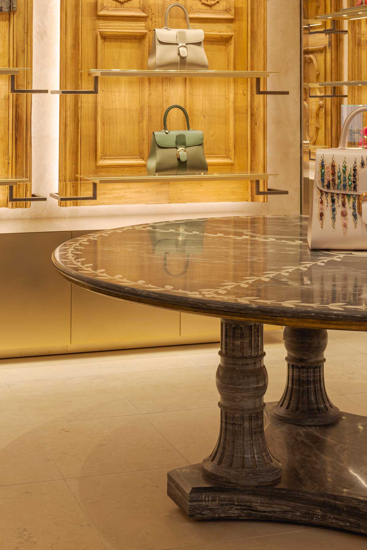 Delvaux store by Vudafieri-Saverino Partners