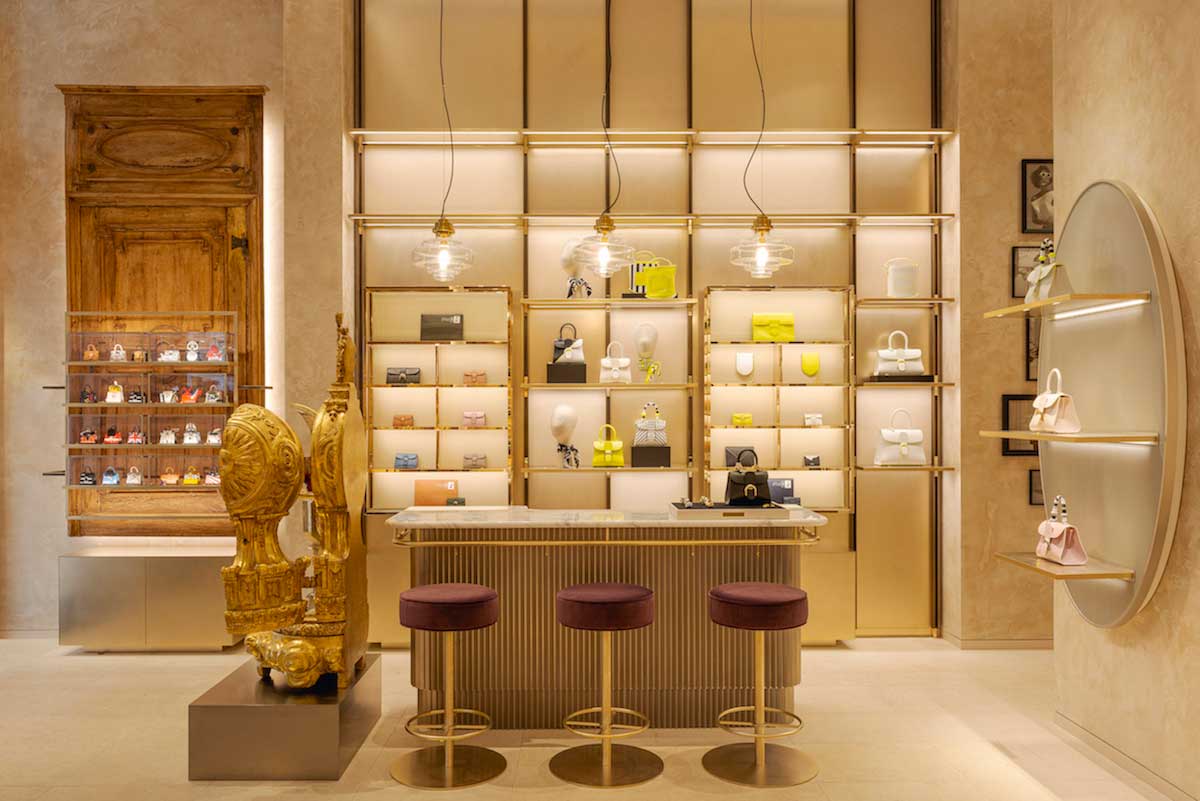 Delvaux store by Vudafieri-Saverino Partners