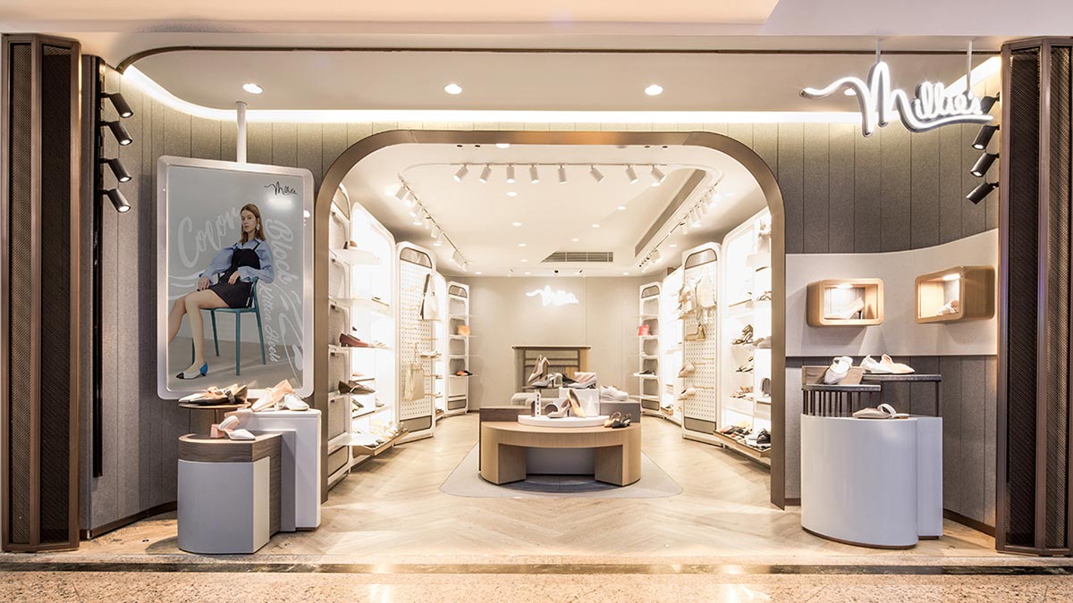 Ladies shoe retail store design