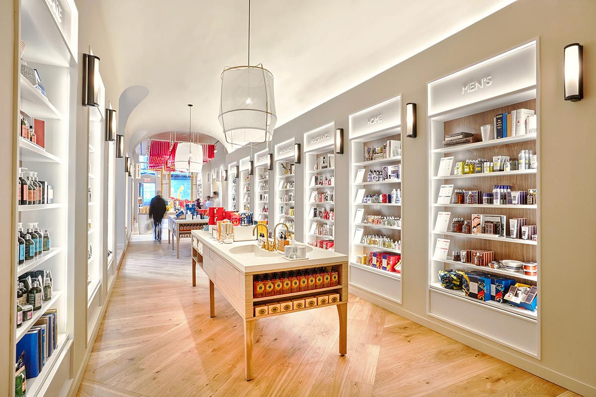 An experiential community store and flagship location in New York City’s L'Occitane Flatiron neighborhood