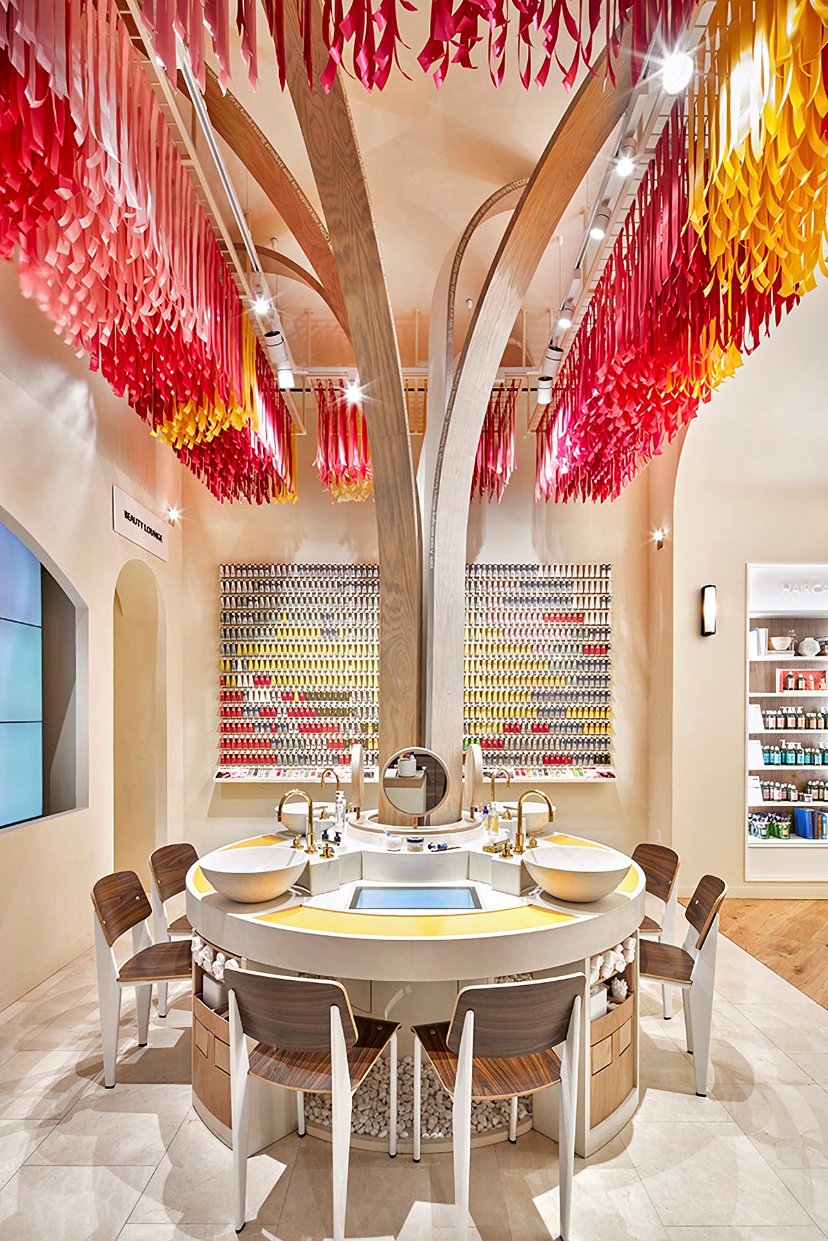An experiential community store and flagship location in New York City’s L'Occitane Flatiron neighborhood