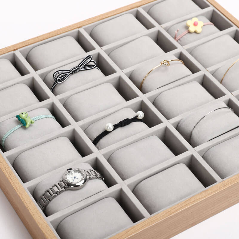 Watch display tray, bracelet storage tray