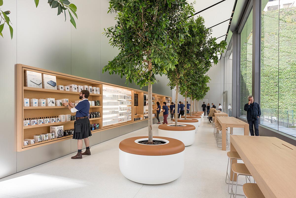 Apple opens green-filled san francisco union square store by foster + partners