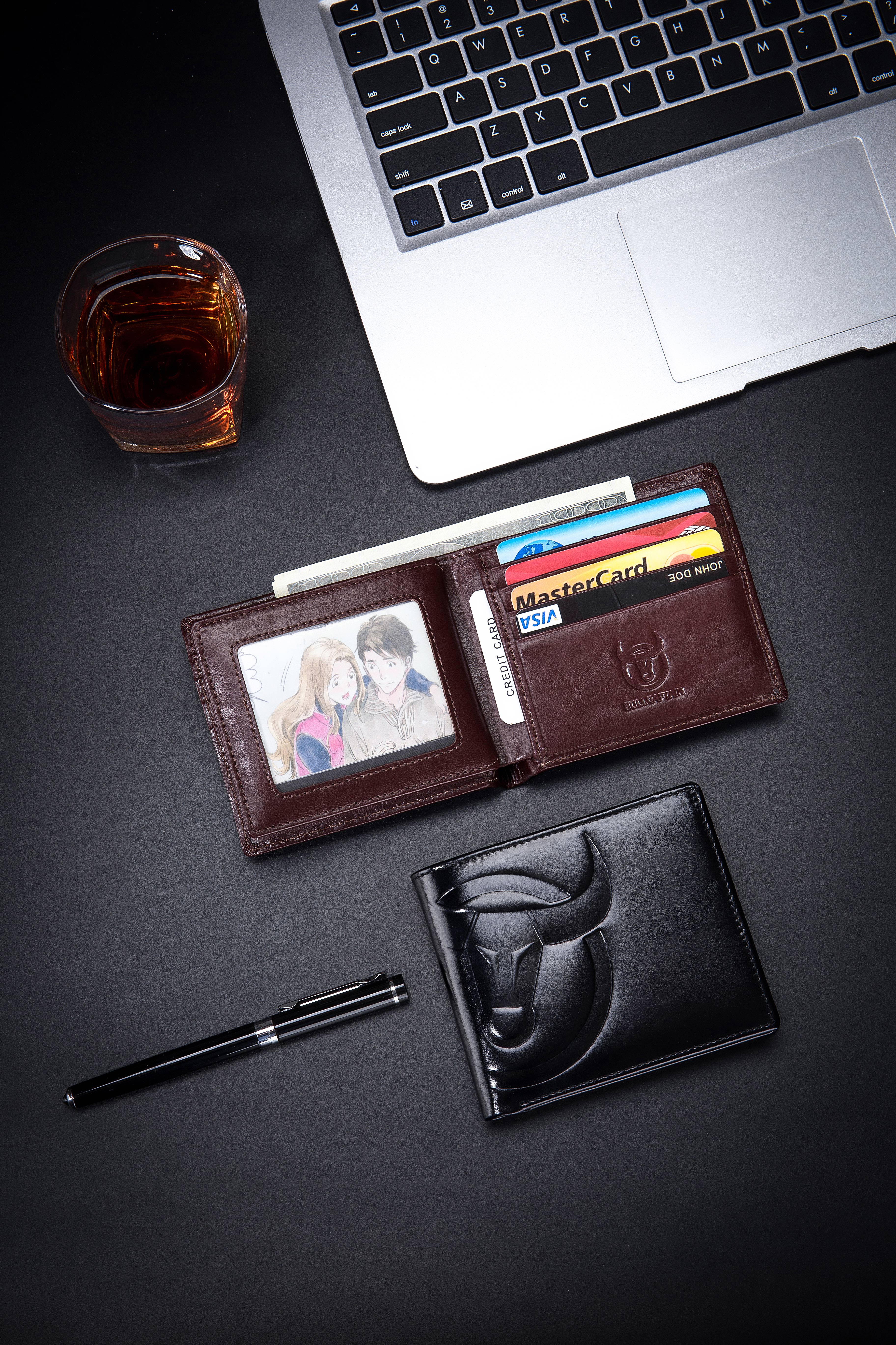 Bullcaptain Leather Biflod Rfid Blocking Men Wallet with Big Logo,Horizontal - 0203