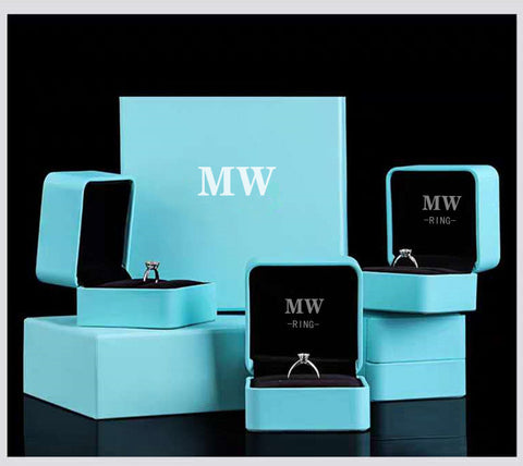 MW 时尚莫桑石戒指