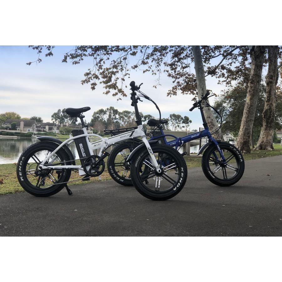 https://cdn.shopifycdn.net/s/files/1/0273/7691/0433/products/emojo-lynx-pro-sport-48v-10-4ah-500w-folding-fat-tire-electric-bike-29539616882885.jpg?v=1628357678