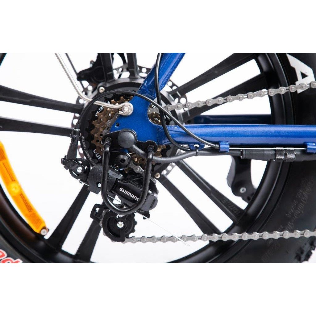 https://cdn.shopifycdn.net/s/files/1/0273/7691/0433/products/green-bike-usa-gb-low-step-fat-tire-48v-18-20ah-750w-folding-fat-tire-electric-bike-28122691961029.jpg?v=1628396745
