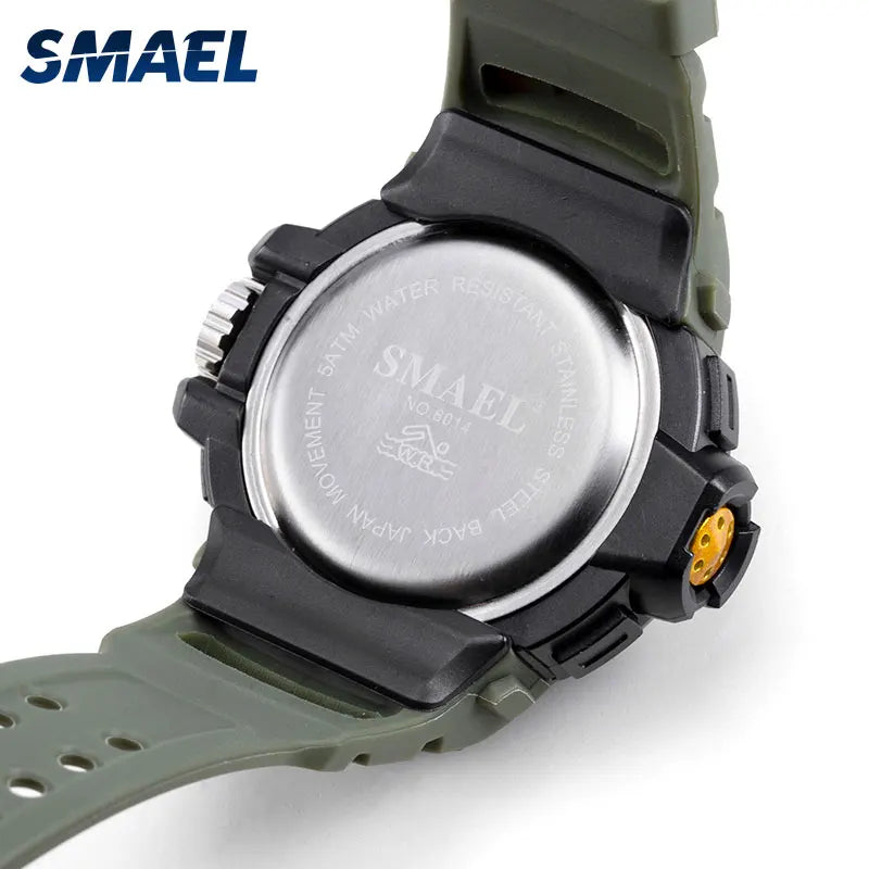 Men Watches 2019 Luxury Brand Smael Digital Wristwatches Men Clock Army Green Waterproof Dual Time 8014 Sport Watches Military