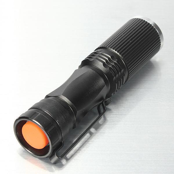Zoomable LED Flashlight+Battery+Charger