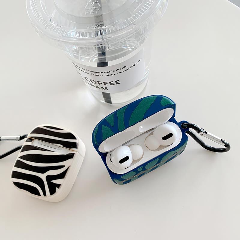 Zebra Stripes Pattern AirPods Case