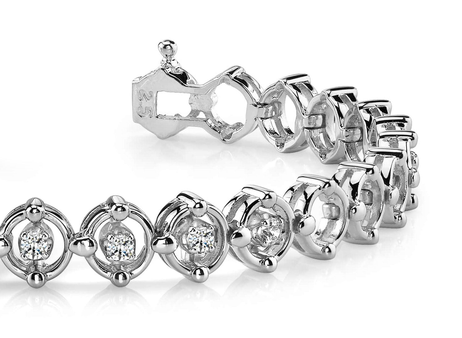 Lab-Grown Diamond Compass Link Bracelet In