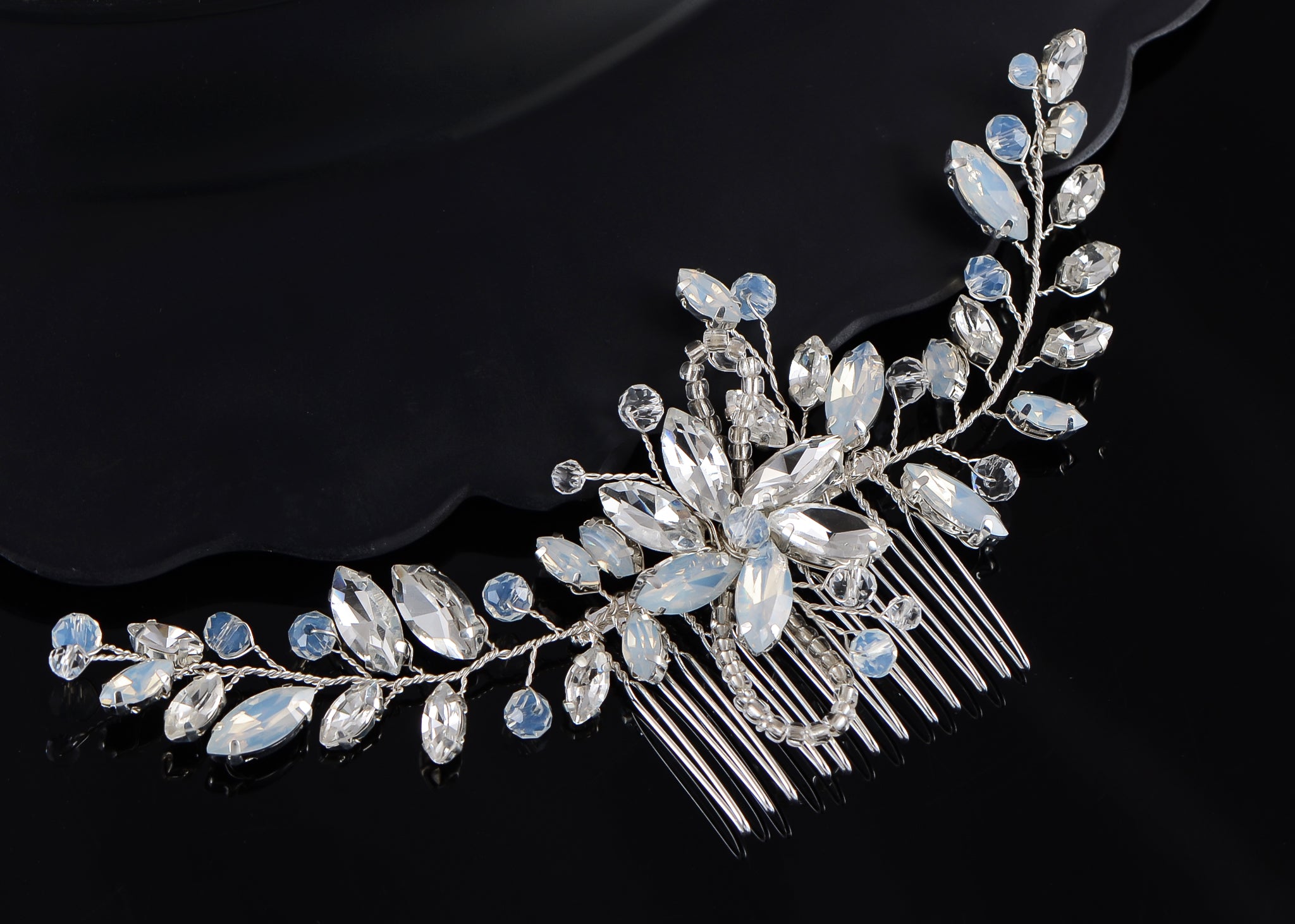 Alilang Flowers Crystal Hair Comb Bridal Hair Pieces Retro Hair Clips Wedding Hair Accessories