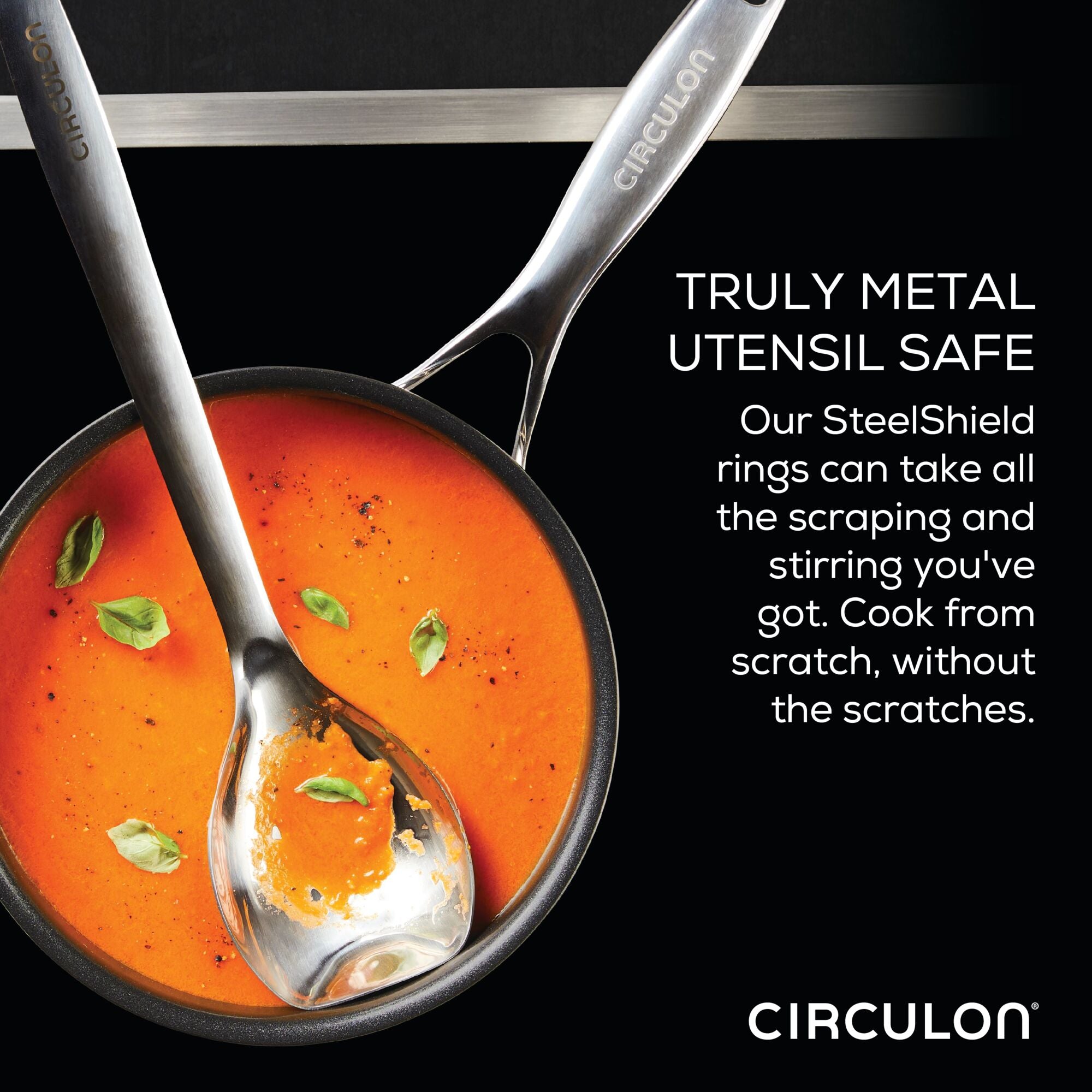 Wok with Glass Lid and Hybrid SteelShield Technology