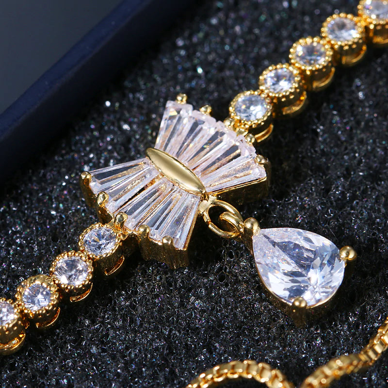 Emmaya Vintage Crystal Bow & Tear Drop Bridal Bracelet