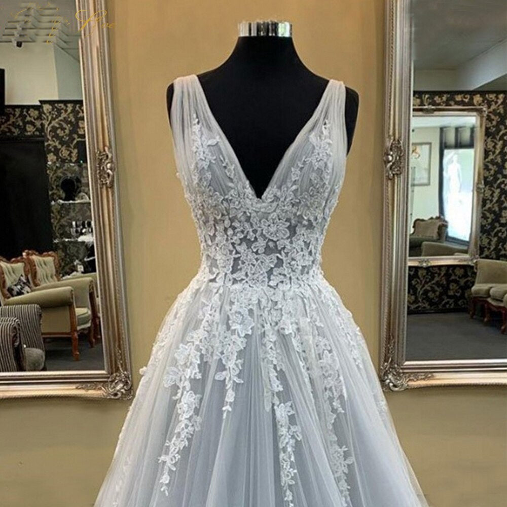 Sexy Gray Tulle Plunge Neckline with 3D Floral Appliques
