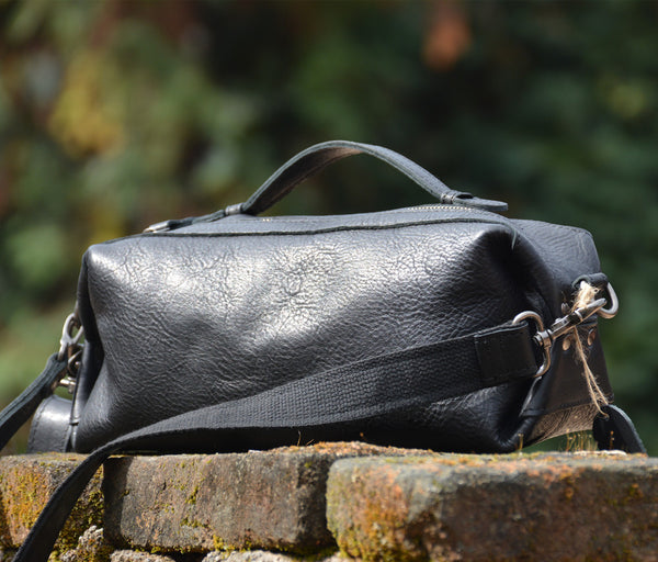 台灣李記皮具 李記 原創真皮手工 鞣製職人技 簡約軟皮單肩包 1501號 頭層牛皮包包 皮革 原創手工真皮 皮件