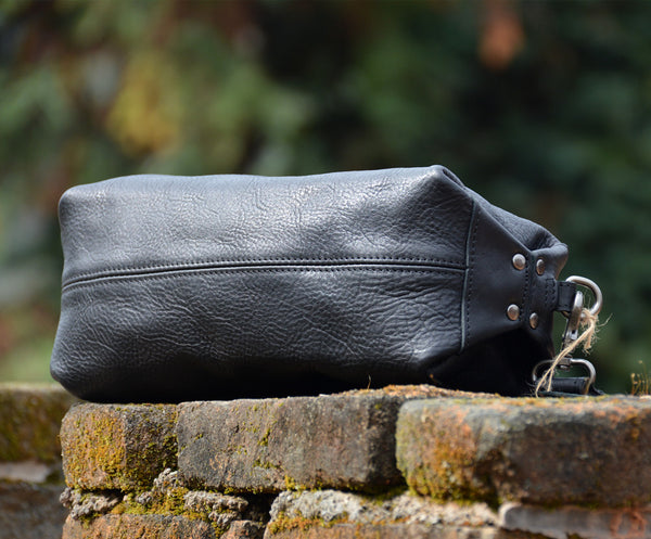 台灣李記皮具 李記 原創真皮手工 鞣製職人技 簡約軟皮單肩包 1501號 頭層牛皮包包 皮革 原創手工真皮 皮件