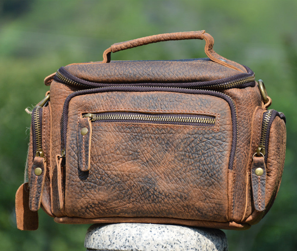 Taiwan Lee Kee Leather Goods Lee Kee original genuine leather handmade mad cow leather elephant pattern shoulder bag portable small messenger bag No. 9904 first layer cowhide bag leather original handmade genuine leather leather goods