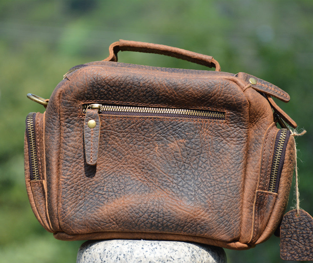 Taiwan Lee Kee Leather Goods Lee Kee original genuine leather handmade mad cow leather elephant pattern shoulder bag portable small messenger bag No. 9904 first layer cowhide bag leather original handmade genuine leather leather goods