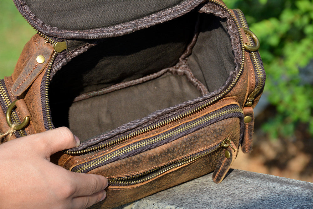 Taiwan Lee Kee Leather Goods Lee Kee original genuine leather handmade mad cow leather elephant pattern shoulder bag portable small messenger bag No. 9904 first layer cowhide bag leather original handmade genuine leather leather goods