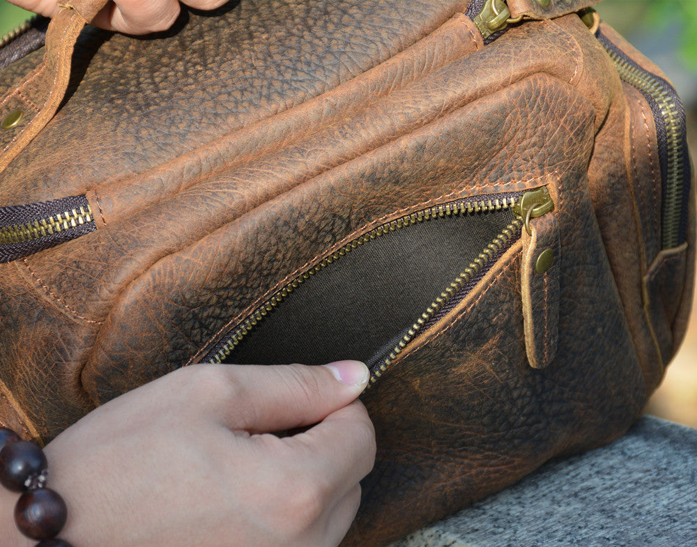 Taiwan Lee Kee Leather Goods Lee Kee original genuine leather handmade mad cow leather elephant pattern shoulder bag portable small messenger bag No. 9904 first layer cowhide bag leather original handmade genuine leather leather goods