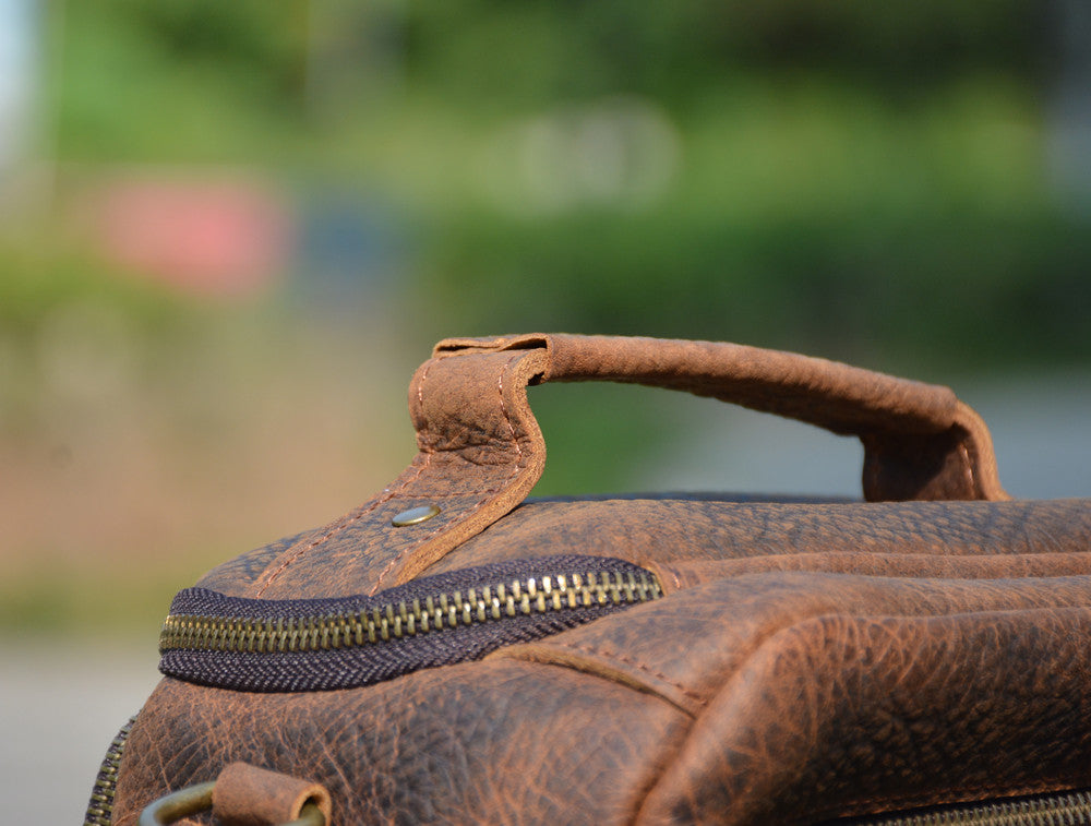 Taiwan Lee Kee Leather Goods Lee Kee original genuine leather handmade mad cow leather elephant pattern shoulder bag portable small messenger bag No. 9904 first layer cowhide bag leather original handmade genuine leather leather goods