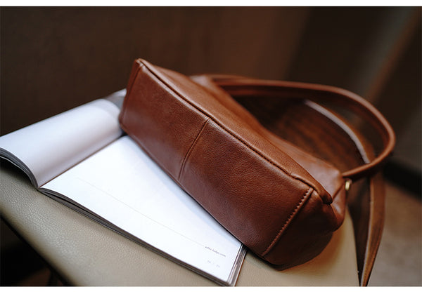 Taiwan Lee Kee Leather Goods Lee Kee original handmade genuine leather rationalization few high-end sense Wai no Shita doctor bag No. 2205 first layer cowhide bag leather original handmade genuine leather leather goods