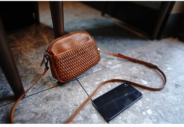 สินค้าเครื่องหนัง Lee Kee ของไต้หวัน Lee Kee หนังแท้ทำด้วยมือ ジッパーล็อคทอมือ り สไตล์ต่างประเทศ レ กระเป๋าสะพายไหล่ M2011 กระเป๋าหนังวัวชั้นแรก หนังวัวแท้ที่ทำด้วยมือ สินค้าเครื่องหนัง