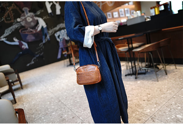 สินค้าเครื่องหนัง Lee Kee ของไต้หวัน Lee Kee หนังแท้ทำด้วยมือ ジッパーล็อคทอมือ り สไตล์ต่างประเทศ レ กระเป๋าสะพายไหล่ M2011 กระเป๋าหนังวัวชั้นแรก หนังวัวแท้ที่ทำด้วยมือ สินค้าเครื่องหนัง