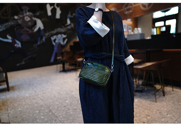 สินค้าเครื่องหนัง Lee Kee ของไต้หวัน Lee Kee หนังแท้ทำด้วยมือ ジッパーล็อคทอมือ り สไตล์ต่างประเทศ レ กระเป๋าสะพายไหล่ M2011 กระเป๋าหนังวัวชั้นแรก หนังวัวแท้ที่ทำด้วยมือ สินค้าเครื่องหนัง