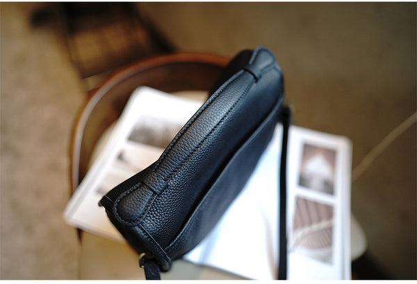 Taiwan Lee Kee Leather Goods Lee Kee Original Handmade Leather Highly Handmade Sensato Ryuko Messenger Bag No. M2212 First Layer Cowhide Bag Leather Original Handmade Leather Leather Goods