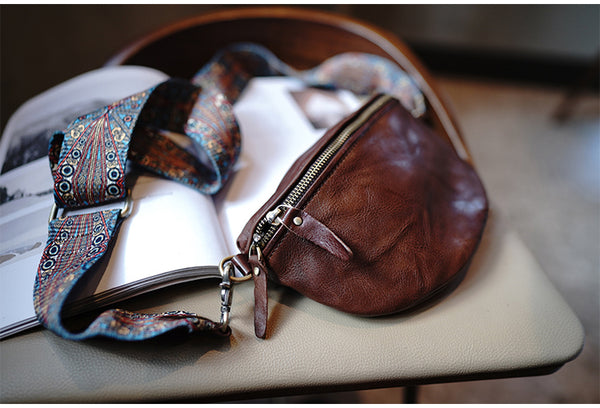 Taiwan Lee Kee Leather Goods Lee Kee original handmade genuine leather washed wrinkled folk wide shoulder strap half yen saddle bag No. M1906 first layer cowhide bag leather original handmade genuine leather leather goods