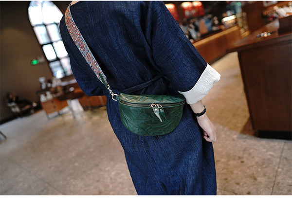 Taiwan Lee Kee Leather Goods Lee Kee original handmade genuine leather washed wrinkled folk wide shoulder strap half yen saddle bag No. M1906 first layer cowhide bag leather original handmade genuine leather leather goods