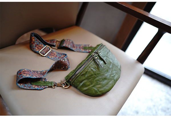 Taiwan Lee Kee Leather Goods Lee Kee original handmade genuine leather washed wrinkled folk wide shoulder strap half yen saddle bag No. M1906 first layer cowhide bag leather original handmade genuine leather leather goods