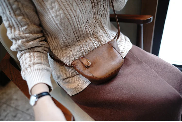 Taiwan Lee Kee Leather Goods Lee Kee original leather handmade Zhilin cow leather ancient leather shoulder bag -Mini small bag No. M2815 first layer cowhide bag leather original handmade leather leather goods