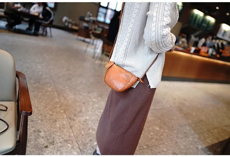 Taiwan Lee Kee Leather Goods Lee Kee original leather handmade Zhilin cow leather ancient leather shoulder bag -Mini small bag No. M2815 first layer cowhide bag leather original handmade leather leather goods