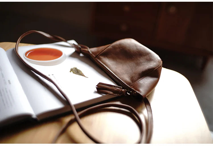 Taiwan Lee Kee Leather Goods Lee Kee original leather handmade Zhilin cow leather ancient leather shoulder bag -Mini small bag No. M2815 first layer cowhide bag leather original handmade leather leather goods