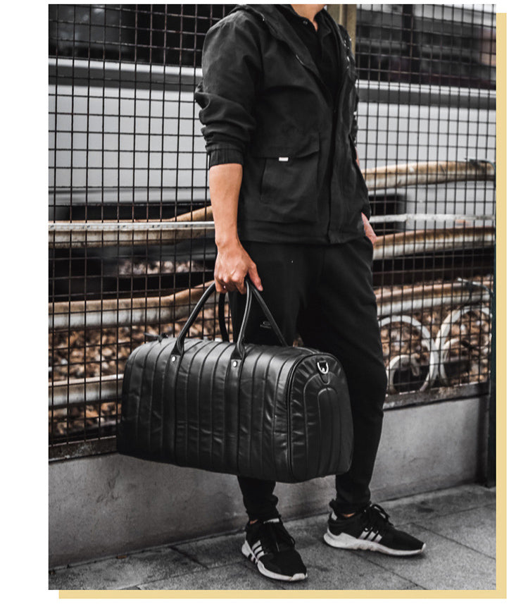 สินค้าเครื่องหนัง Lee Kee ของไต้หวัน Lee Kee หนังแท้แฮนด์เมดกีฬาและฟิตเนสสไตล์กระเป๋าหนังแท้กระเป๋าสะพายข้างหมายเลข 6530 กระเป๋าหนังวัวชั้นแรกหนังหนังแท้ที่ทำด้วยมือต้นฉบับสินค้าเครื่องหนัง