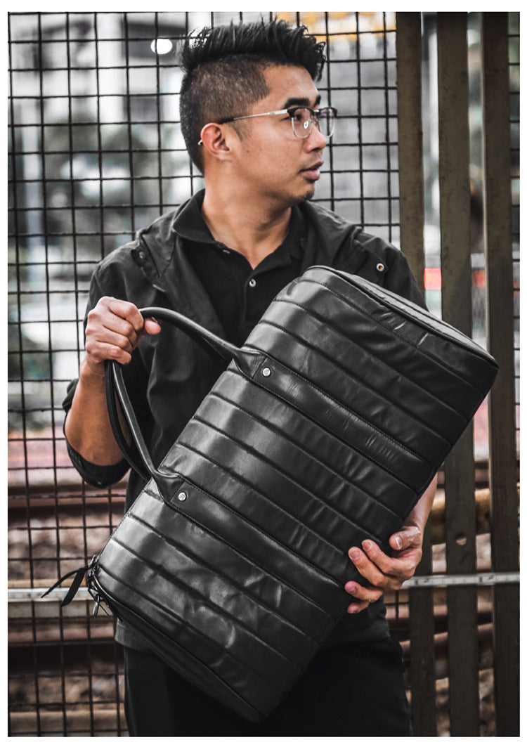 สินค้าเครื่องหนัง Lee Kee ของไต้หวัน Lee Kee หนังแท้แฮนด์เมดกีฬาและฟิตเนสสไตล์กระเป๋าหนังแท้กระเป๋าสะพายข้างหมายเลข 6530 กระเป๋าหนังวัวชั้นแรกหนังหนังแท้ที่ทำด้วยมือต้นฉบับสินค้าเครื่องหนัง