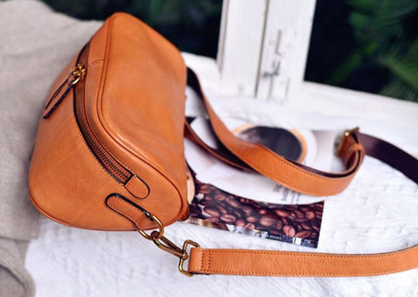 Taiwan Lee Kee Leather Goods Lee Kee Original Handmade Leather Summer Saddle Shoulder Strap Saddle Bag No. F1223 Original Handmade Leather Leather Goods