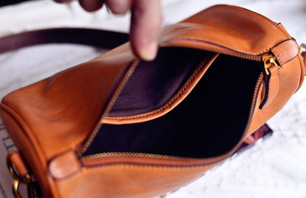 Taiwan Lee Kee Leather Goods Lee Kee Original Handmade Leather Summer Saddle Shoulder Strap Saddle Bag No. F1223 Original Handmade Leather Leather Goods