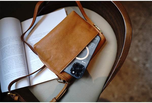 Taiwan Lee Kee Leather Goods Lee Kee original genuine leather handmade dumpling-shaped small square bag square bag M2902 first layer cowhide bag leather original handmade genuine leather leather goods