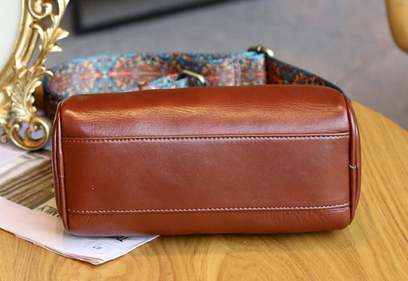 Taiwan Lee Kee Leather Goods Lee Kee Original Genuine Leather Handmade Ins Trendy Functional Messenger Bag No. 5110 First Layer Cowhide Bag Leather Original Handmade Genuine Leather Leather Goods