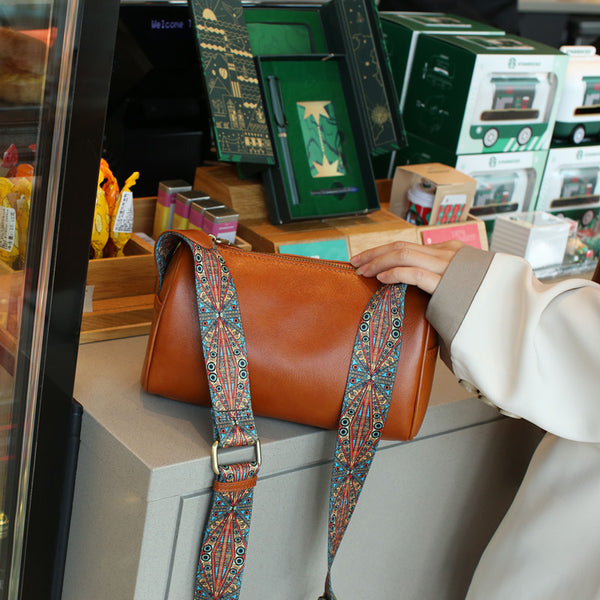 Taiwan Lee Kee Leather Goods Lee Kee Original Genuine Leather Handmade Ins Trendy Functional Messenger Bag No. 5110 First Layer Cowhide Bag Leather Original Handmade Genuine Leather Leather Goods