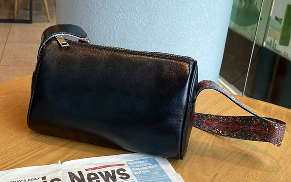 Taiwan Lee Kee Leather Goods Lee Kee Original Genuine Leather Handmade Ins Trendy Functional Messenger Bag No. 5110 First Layer Cowhide Bag Leather Original Handmade Genuine Leather Leather Goods