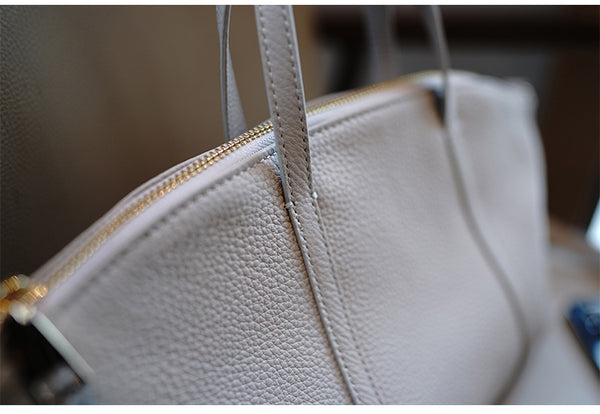 Taiwan Lee Kee Leather Goods Lee Kee original genuine leather handmade authentic cowhide dumplings genuine leather bag No. M1912 first layer cowhide bag leather original handmade genuine leather leather goods